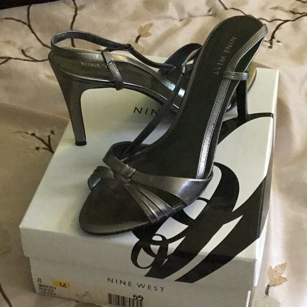 Dress sandals